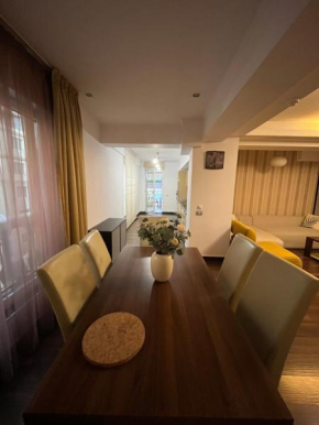 Large 2 bedroom apartment Soseaua Nordului